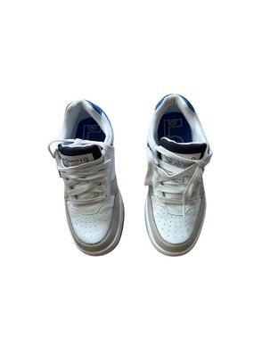Levi's Kids White Sneakers with Blue Accents Size 4.5